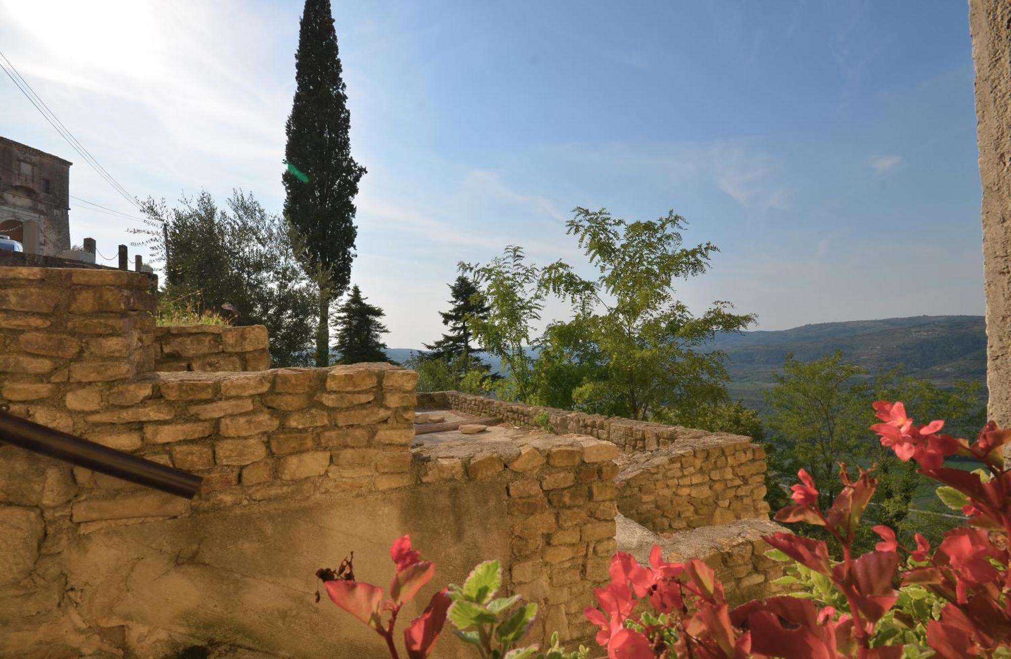 Bella Vista Apartments Motovun Habitación foto