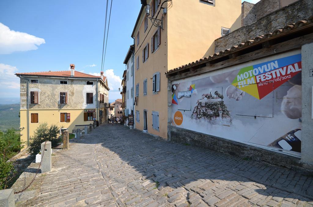 Bella Vista Apartments Motovun Exterior foto